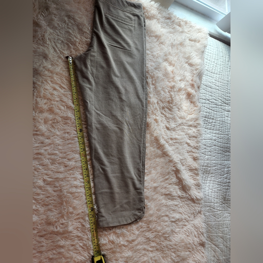 Soft Surroundings Men's Khaki Chinos